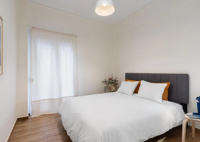 Lovely Apartment In Exarcheia